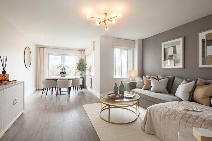 3 Bedroom End Of Terrace House For Sale In Donald Campbell Way, Off Buckler Ride, Crowthorne, RG45