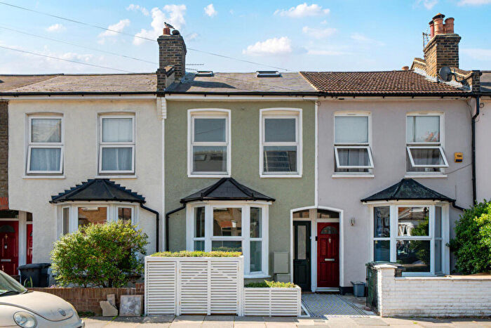 3 Bedroom Terraced House For Sale In Waite Davies Road, Lee, SE12