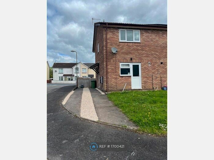 2 Bedroom Semi-Detached House To Rent In Clos Pantglas, Trethomas, Caerphilly, CF83