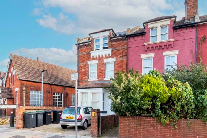 1 Bedroom Flat To Rent In Alexandra Road, Hornsey, N8