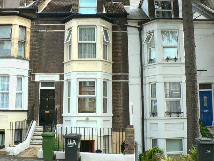 1 Bedroom Flat To Rent In Napier Road, LU1