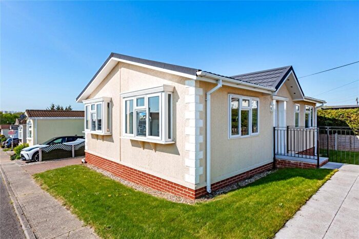 2 Bedroom Detached House For Sale In East Avenue, Althorne, Chelmsford, Essex, CM3