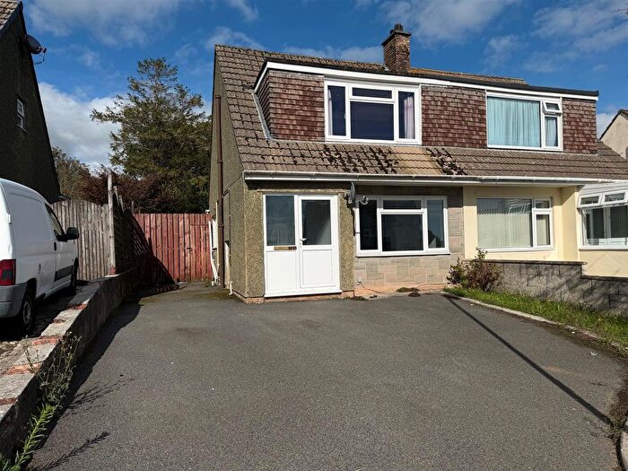 3 Bedroom Semi Detached House For Sale In Southview Road, Par, PL24