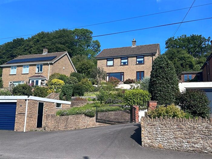 3 Bedroom Detached House For Sale In The Beacon, Ilminster, TA19