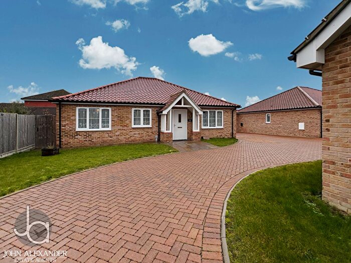 3 Bedroom Detached Bungalow For Sale In Michaelstowe Lane, Ramsey, CO12