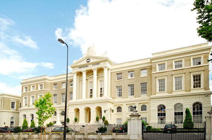 1 Bedroom Apartment To Rent In Imperial Court, Kennington Lane, London, SE11