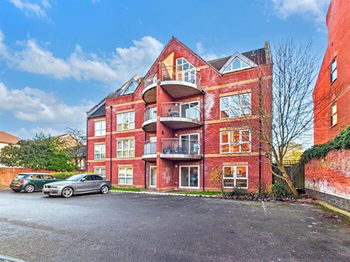 2 Bedroom Apartment To Rent In Parkgate Apartments - Available Now, DE23