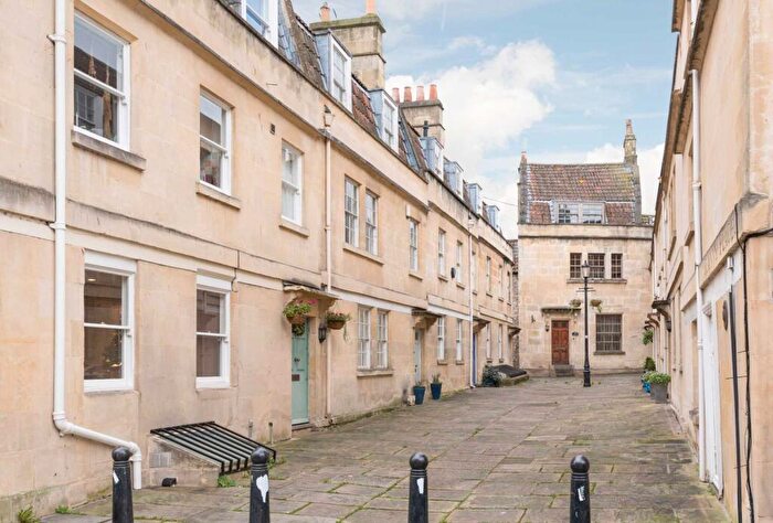 2 Bedroom Apartment To Rent In St Ann`s Place, BA1