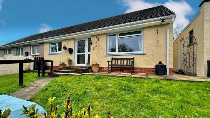 2 Bedroom Semi-Detached Bungalow For Sale In Camrose, Haverfordwest, SA62