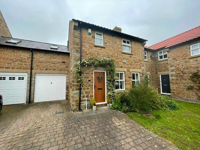 3 Bedroom House To Rent In Glebe Court, Richmond, North Yorkshire, DL10