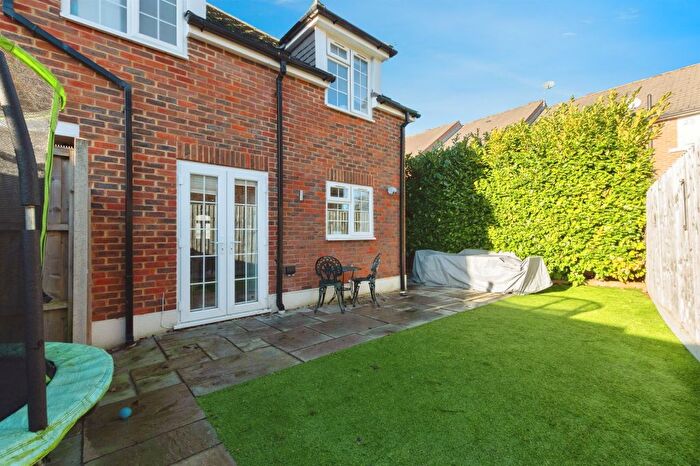 3 Bedroom Link Detached House For Sale In Flaxfields End, Fordingbridge, SP6