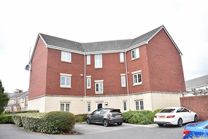 2 Bedroom Flat To Rent In Village Drive, Bryngwyn Village, Gorseinon., SA4