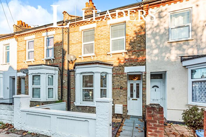 3 Bedroom Terraced House To Rent In Albany Avenue, SS0