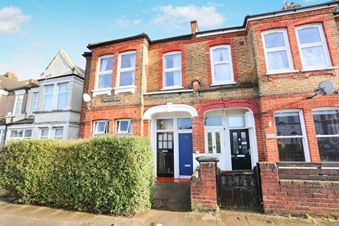 2 Bedroom Flat To Rent In Springbank Road London, SE13