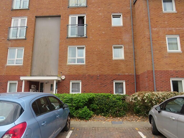 2 Bedroom Flat For Sale In Pentre Doc Y Gogledd, Llanelli, SA15