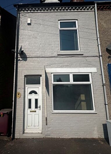 2 Bedroom Property To Rent In Chesterfield Road, Chesterfield, S42