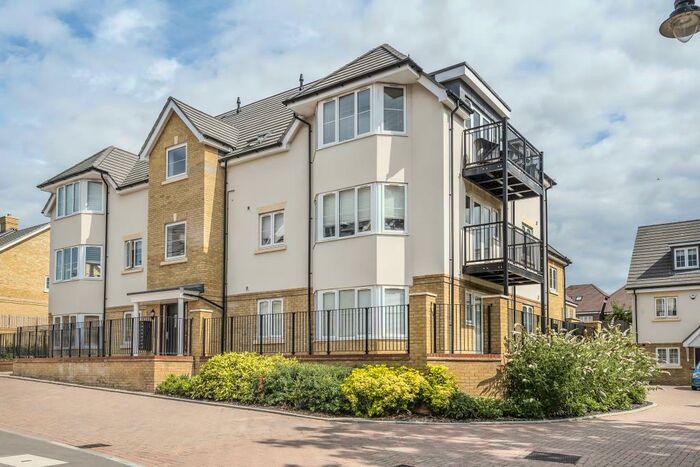 2 Bedroom Apartment To Rent In Woking, Surrey, GU21