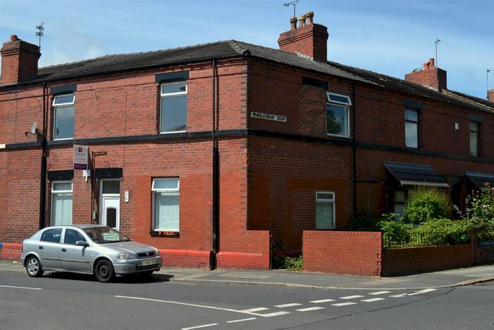 2 Bedroom Flat To Rent In Rivington Road, St Helens, Merseyside WA10