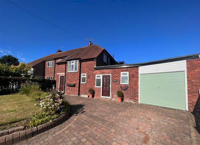 3 Bedroom Property To Rent In Oak Road, Chelford, Macclesfield, SK11