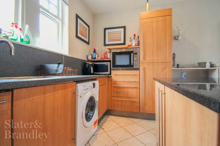 2 Bedroom Apartment To Rent In The Convent, College Street, Nottingham, Nottinghamshire, NG1