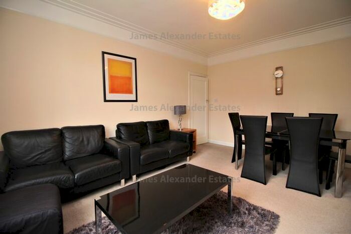 2 Bedroom Flat To Rent In Hamilton Road, London, W5