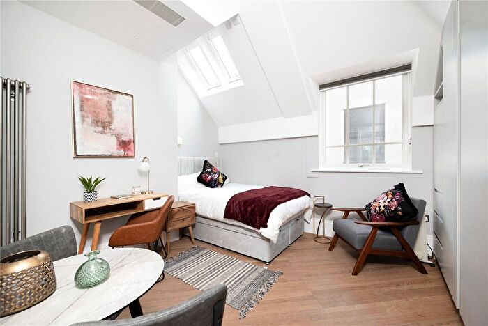 Studio To Rent In Montserrat Road, Putney, London, SW15