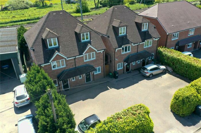 4 Bedroom Semi-Detached House For Sale In Manton Mews, Bath Road, Padworth, Reading, RG7