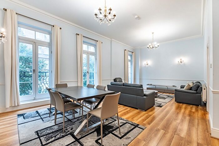 2 Bedroom Flat To Rent In George Street, London, W1H