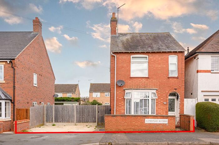 3 Bedroom Detached House For Sale In Blandford Avenue, Kettering, NN16