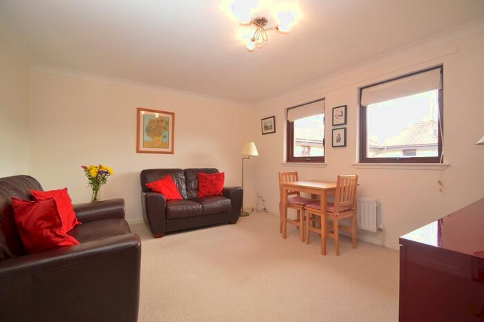 1 Bedroom Flat To Rent In North Werber Park, Edinburgh, EH4
