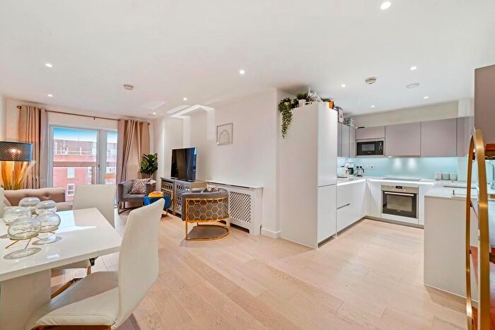 3 Bedroom Apartment For Sale In Wilkinson Close, London, NW2