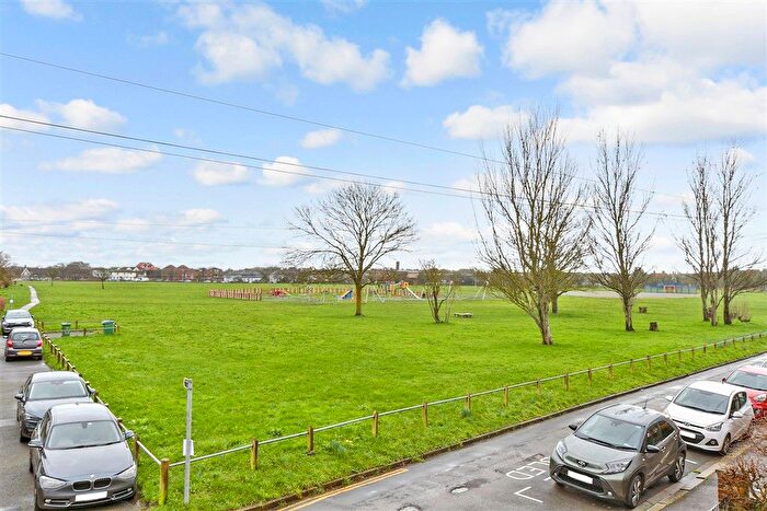 3 Bedroom Terraced House For Sale In St. Nicholas Road, Hythe, Kent, CT21