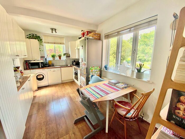 2 Bedroom Maisonette To Rent In Wellington Road, Wanstead, E11