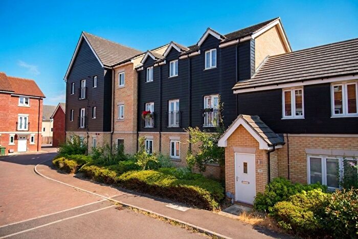 2 Bedroom Flat For Sale In Falcon Crescent, Queens Hills, Norwich, NR8