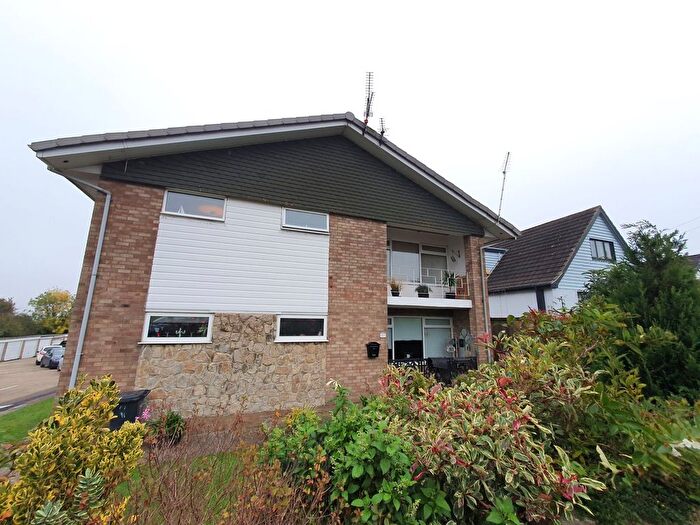 2 Bedroom Flat To Rent In Cypress Close, Whitstable, CT5