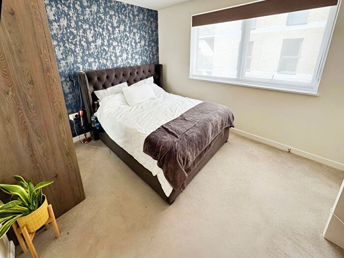 2 Bedroom Flat To Rent In Meadowview Close, Archer Apartments Meadowview Close, HA1