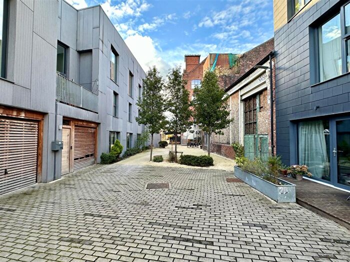 2 Bedroom Duplex To Rent In Little Kelham, Sheffield, S3