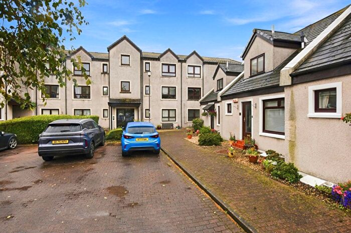 2 Bedroom Flat For Sale In Carters Place, Irvine, KA12