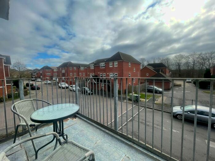 2 Bedroom Apartment To Rent In Beggarwood, RG24