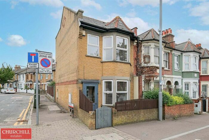2 Bedroom End Of Terrace House To Rent In Forest Road, London, E17