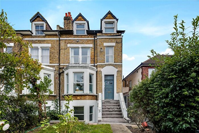 1 Bedroom Flat To Rent In Clarendon Rise, London, SE13