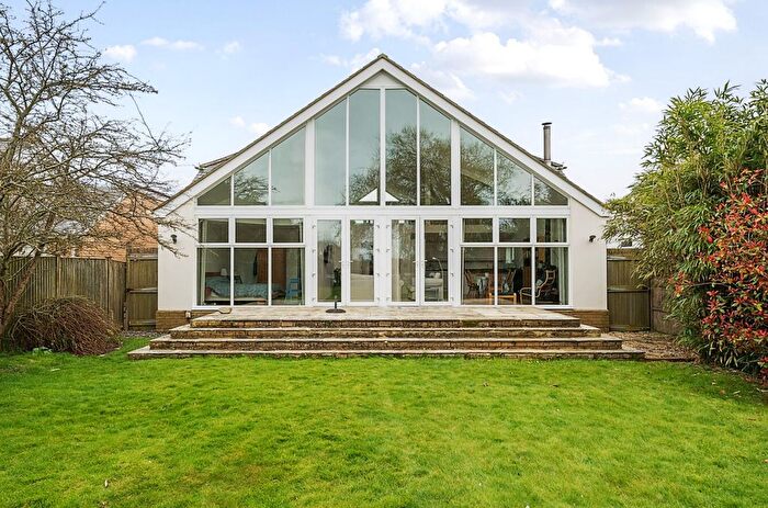 4 Bedroom Detached House For Sale In Park Lane, Selsey, PO20