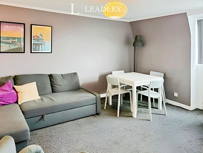 1 Bedroom Flat To Rent In Brighton Square, BN1