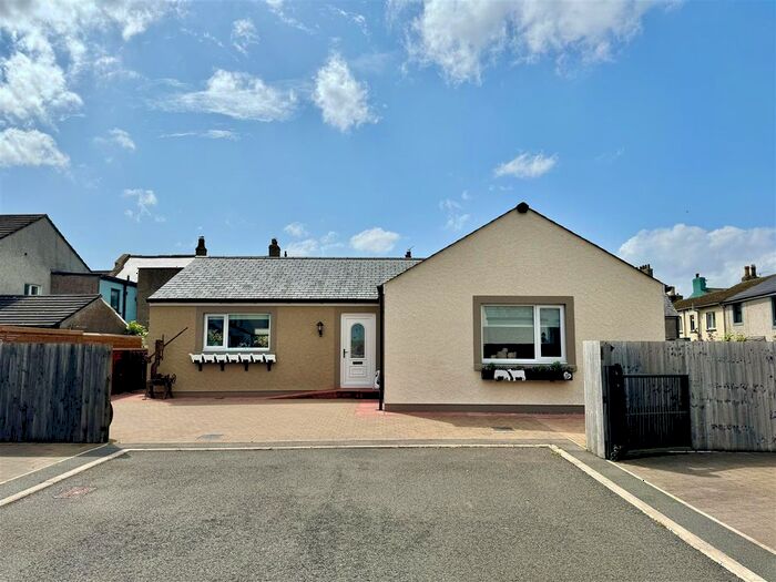3 Bedroom Bungalow For Sale In Croft Farm Close, Allonby, Maryport, CA15