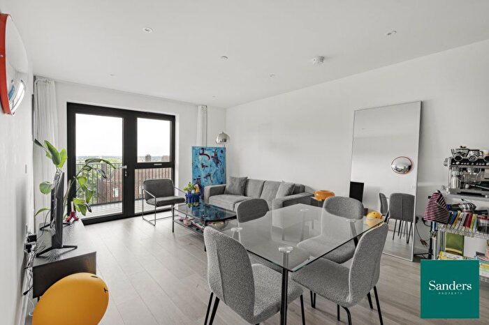 1 Bedroom Flat To Rent In Anax Street, Hackney, London, N4