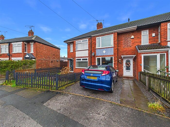 2 Bedroom Terraced House For Sale In Bristol Road, Hull, HU5