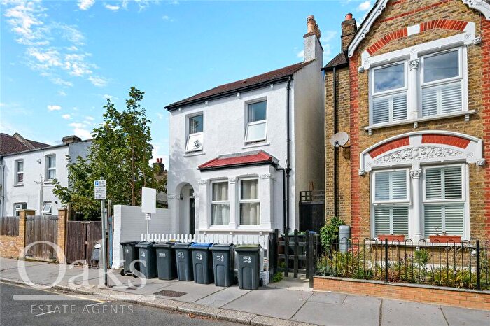 4 Bedroom Detached House For Sale In Werndee Road, South Norwood, SE25
