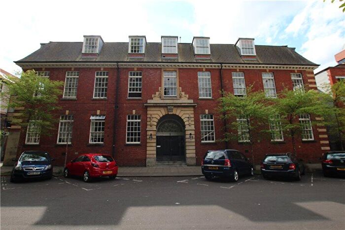 1 Bedroom Flat To Rent In Central Hall - City Centre, BS2