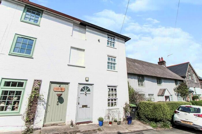 2 Bedroom Semi-Detached House For Sale In Crawford Bridge, Spetisbury, Blandford Forum, DT11