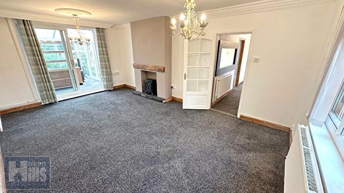 5 Bedroom Semi-Detached House To Rent In Monteney Crescent, Sheffield, S5